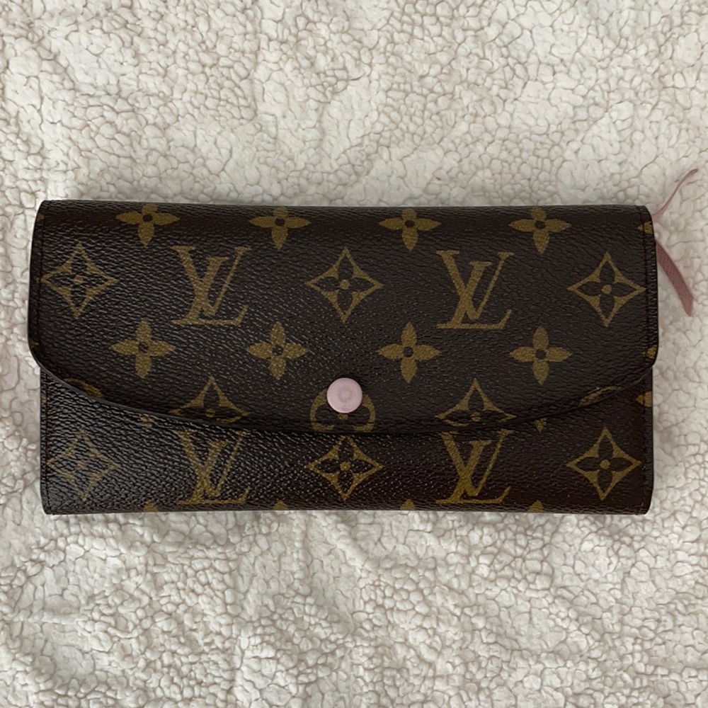 Authentic LV Emilie Wallet